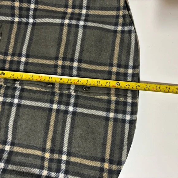 RealTree Men's Small Green Plaid Shirt - Picture 9 of 9